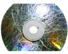      DVD  CD 
